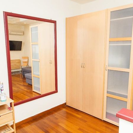 Centrally Located Studio In Athens!アパートメント エクステリア 写真