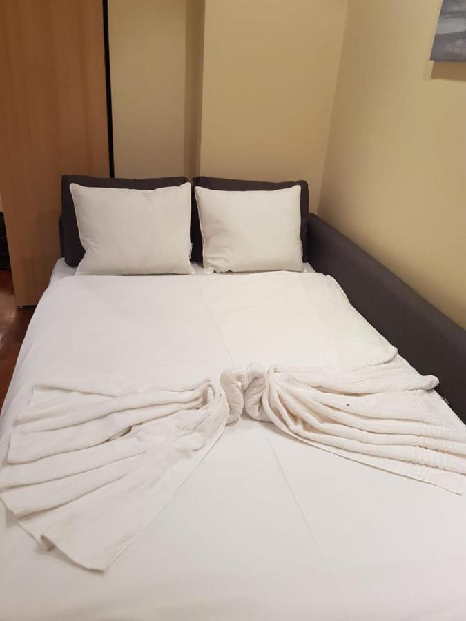 Centrally Located Studio In Athens!アパートメント エクステリア 写真